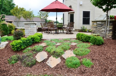 stone-wall-patio